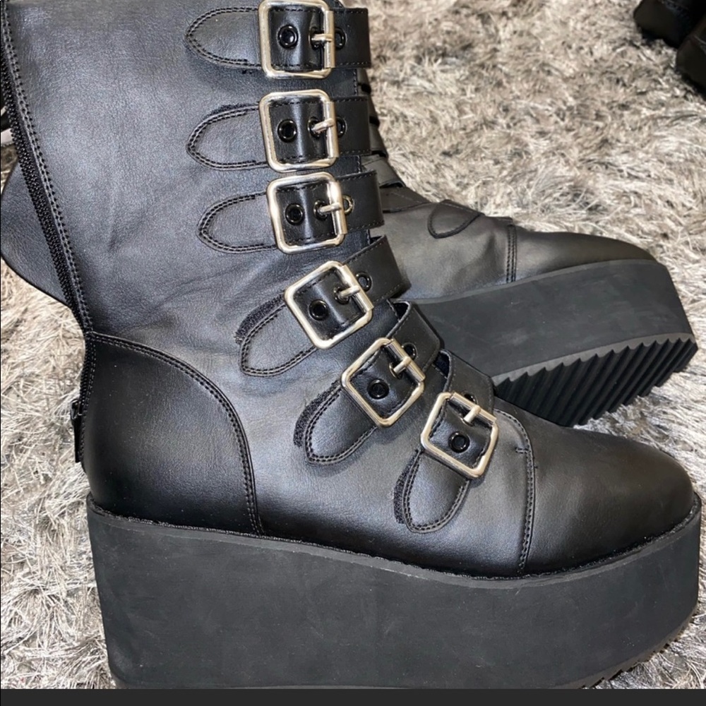 Dollskill platform boots